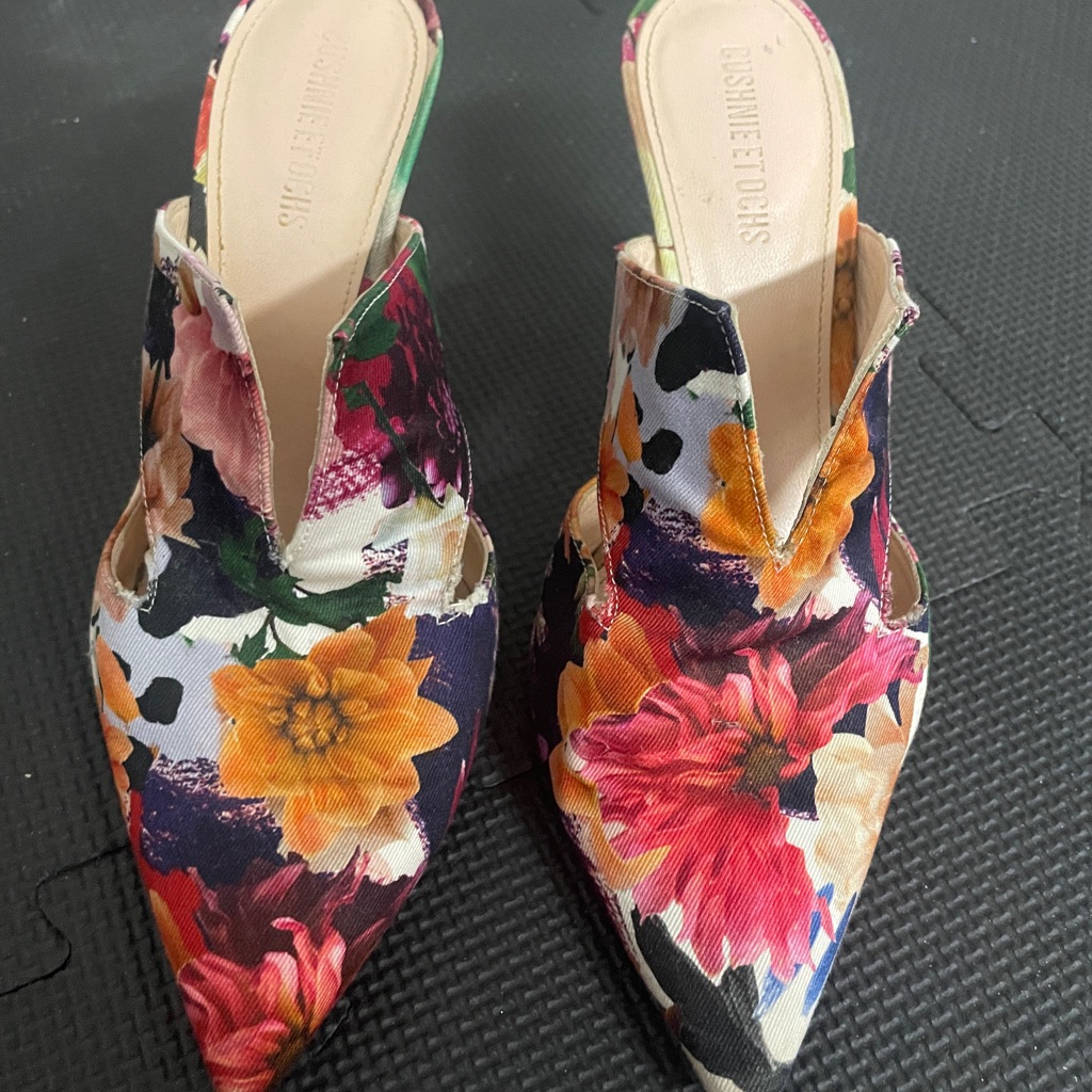 Cushnie Et Ochs Floral Heels